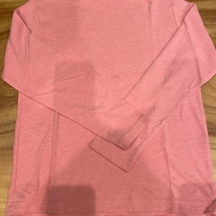 ユニクロ　ハイネックロングTシャツ