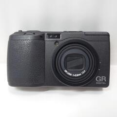 ★貴重｜名機★初代「RICOH GR DIGITAL」｜リコー｜元箱入一式｜ ＋１台(Panasonic DMC-FX07(LUMIX)/共通バッテリーチャージャー・バッテリー)              