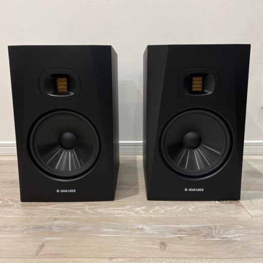 Adam Audio T8V ペア