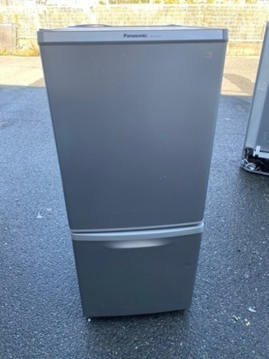 福岡市内配送無料　パナソニック Panasonic NR-B145W-S [冷蔵庫 （138L 右開き） シルバー] 傷あり