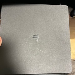 PS4本体➕グラセフ5の画像