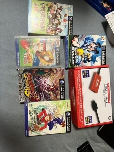 ゲームキューブ本体、コントローラー（1つ）、ソフトセット