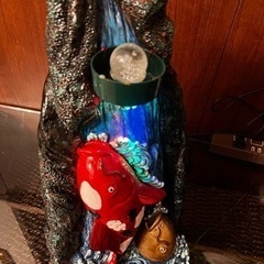 鯉の噴水　の画像