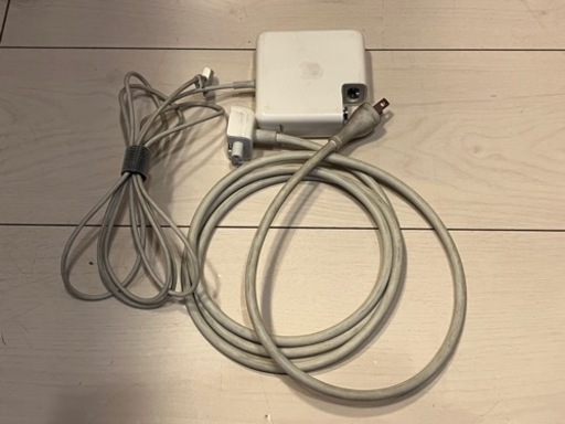 初期化済 Apple Macbook Pro CPU:core i7 メモリ:16GB ストレージ:500GB 15.4インチ