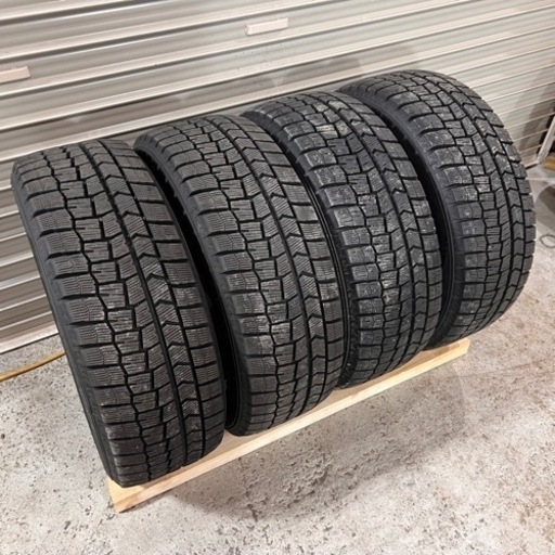 値下交渉可バリ山！205/55R16 WM02 ウィンターマックス　2018年製　スタッドレスタイヤ　ダンロップ