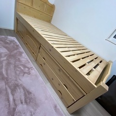 ニトリ　シングルベッド棚付き　頑丈　マットレス付き