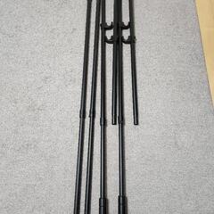 ハンガーラック　突っ張り式の画像