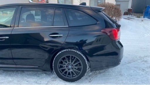 スタットレスタイヤ　レヴォーグVM4 215/50/R17