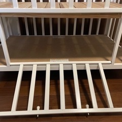 カトージ　ベビーベッド　120×70の画像