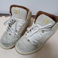 スニーカーの画像