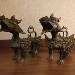 金属製 獅子像二つ 置物 黒と金 約12cm 金属製 獅子像二つ 置物 黒と金 約12cm