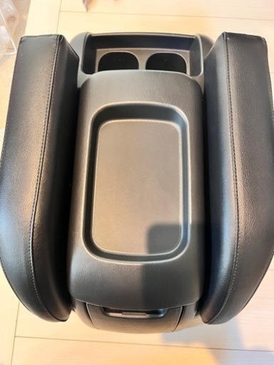 スーパーGL ハイエース　純正　コンソールボックス　アームレスト