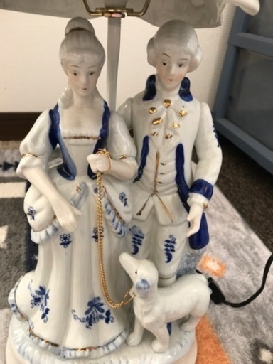 （値下）未使用　陶器テーブルランプ　貴族西洋人形　　ドールマイセン調