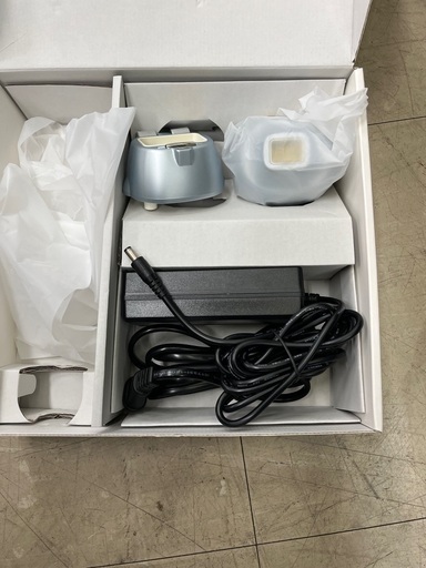 J3082  大幅値下しました！ヤーマン Ya-man  脱毛器 光美容器 レイボーテ Rフラッシュ ハイパーPLUS YJEA1L 新品参考価格39,800円  動作確認、クリーニング済み