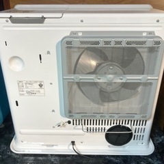 決まりました！生活応援⭐︎大幅値下げ！美品!【コロナ石油ストーブ ファンヒーター】ポリタンクと電動ポンプ付きの画像