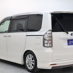 【安全装備が優れている車！！】　内装が高級感がありオススメです。の画像