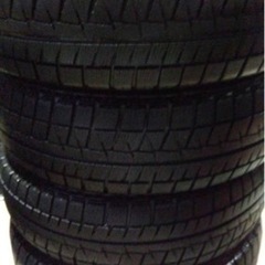 １９５／６５Ｒ１５‼️冬タイヤ‼️ブリジストン‼️中古タイヤ4本セット‼️格安‼️の画像