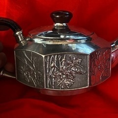 アンティーク　ブランド　シンガポール　ROYAL SELANGOR PEWTER  ティポットの画像