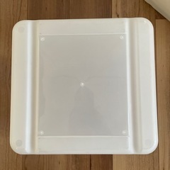 プラスチック収納ケース スタッキング 7個セット 衣装ケースの画像