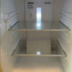 【取りに来てくださる方限定】SHARP 冷蔵庫 1000円の画像
