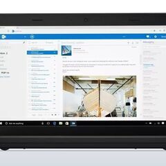 中古 E570 15.6インチ Windows11 16GBメモリ 500GB SSDに載せ替え 側面が少し割れてます。