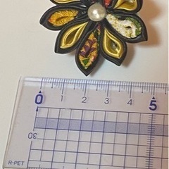 ハンドメイド　つまみ細工ヘアアクセの画像