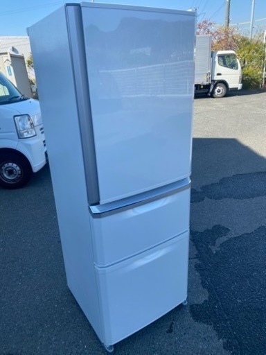 北九州市内配送無料　保証付き　三菱電機 MITSUBISHI ELECTRIC MR-C37R-W [冷蔵庫（370L・右開き） プラ