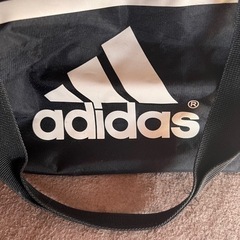 決まりました⭐︎旅行バッグ　adidasの画像