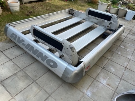 RV INNO ルーフキャリア