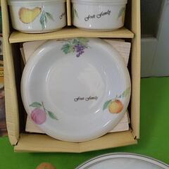 【未使用】KP/ホーロー鍋☆スチーム& 煮込み鍋☆お皿等☆セット☆カレンピーコック他の画像