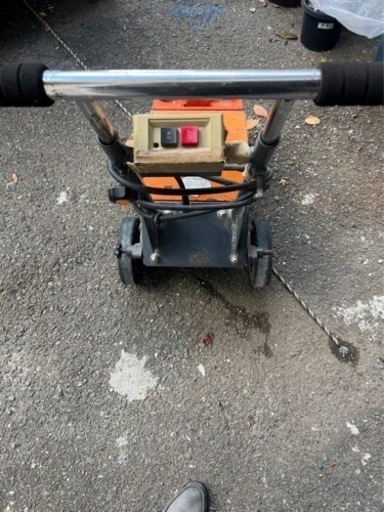 超強力床剥がし機　ストロングペッカー