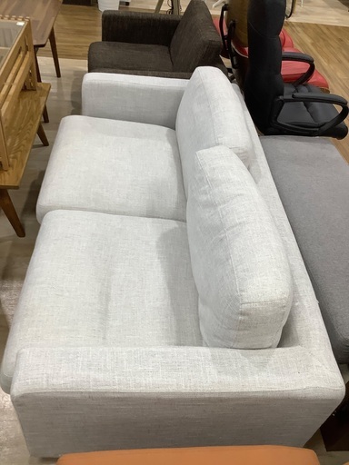 2人掛けソファ　東谷　布製　ほつれ有り　入荷致しました！