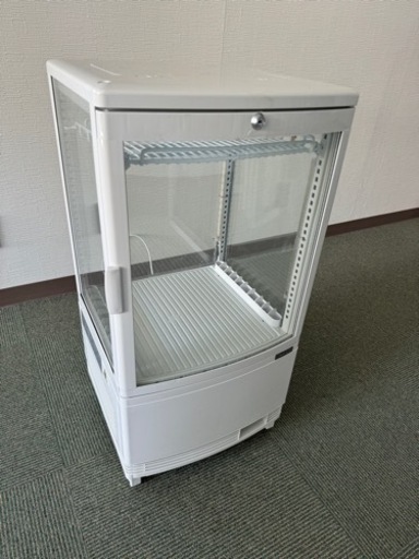 整骨院で使っていた冷蔵庫です。