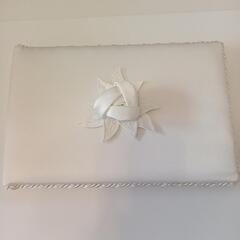 リングピローと芳名帳 の画像