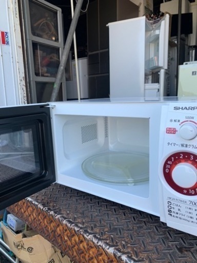 配送可能　保証付き　2019年製シャープ 【西日本専用・60Hz】電子レンジ （20L） ホワイト系 RE-T3-W6