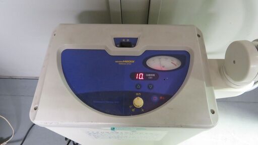 A37　愛知県発　引き取り限定　日本メディクス　エモシア　3710　マイクロ波治療器　治療院