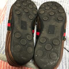 Gucci　メンズスニーカー　ゴールド　27.5cm　良品の画像