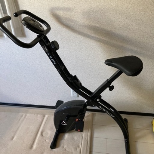 エアロバイク　自転車　フィットネス
