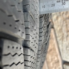 【最終値下】225/65R17 スタッドレス&アルミ4本セット　ナット付の画像