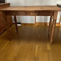 取引決定しました。カントリー風デスク