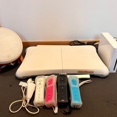 Nintendo Wii 本体一式 太鼓の達人ソフト付き　バラン...