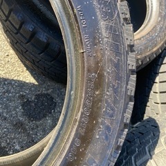 17インチスタッドレスタイヤの画像