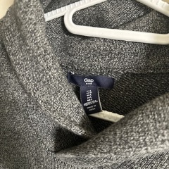 GAPニットの画像