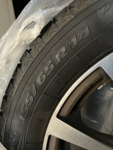 [お取引完了］スタッドレスタイヤ　2シーズン使用ホイール付き