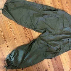 メンズ　パンツ　　未使用に近い商品です！の画像