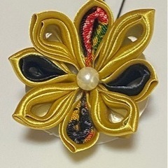 ハンドメイド　つまみ細工ヘアアクセ