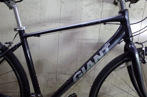 人気良品！GIANT ESCAPE R3 700C アルミ 24速 470mm GREY クロスバイク