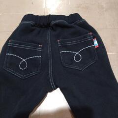 子供用ズボンの画像