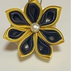 ハンドメイド　つまみ細工ヘアアクセ