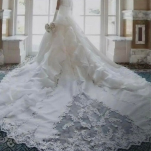 ウェディングドレス　Aライン